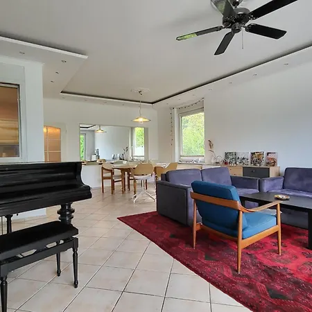 Terrassenwohnung Am By Interhome شقة *